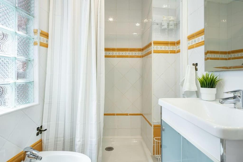 Apartamento Chary Apartment Gijon Luaran gambar